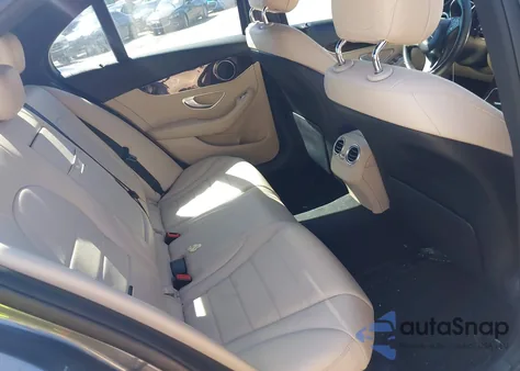 2018 Mercedes-Benz C 300 from USA, damaged, VIN 55SWF4JB7JU206028